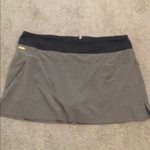 Lole skort